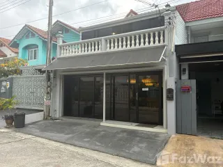 出售 和 出租 3 卧室 联排别墅 在 Bang Lamung, Chon Buri