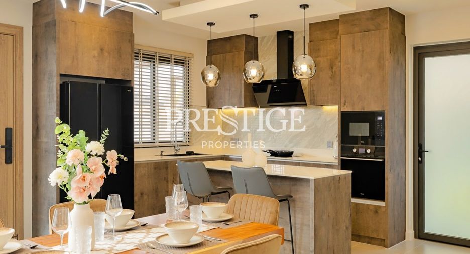For sale 3 bedrooms house in Jomtien, Pattaya
