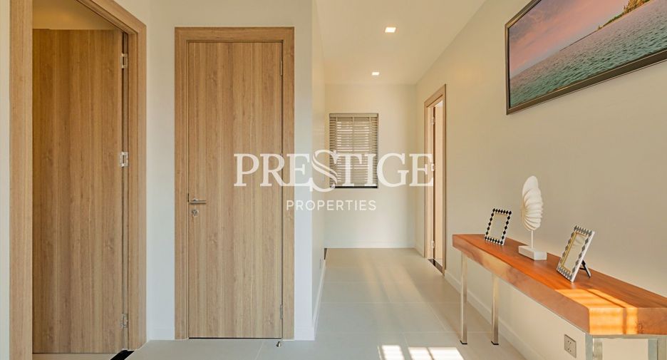 For sale 3 bedrooms house in Jomtien, Pattaya