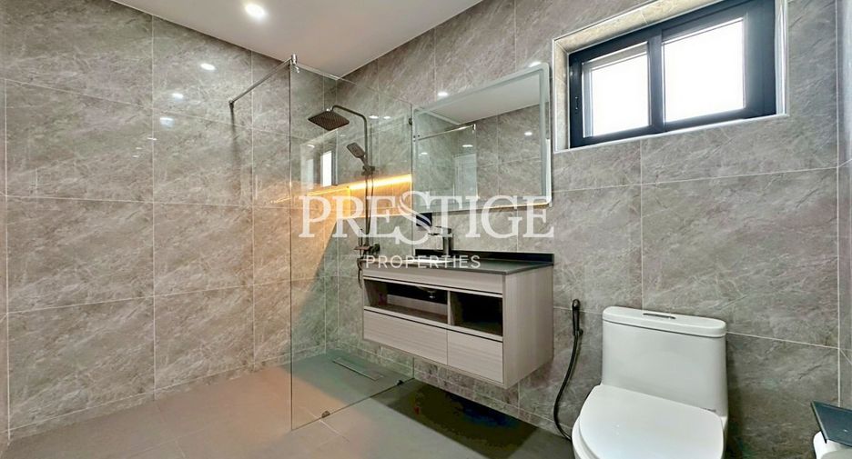 For sale and for rent 4 bedrooms house in East Pattaya, Pattaya