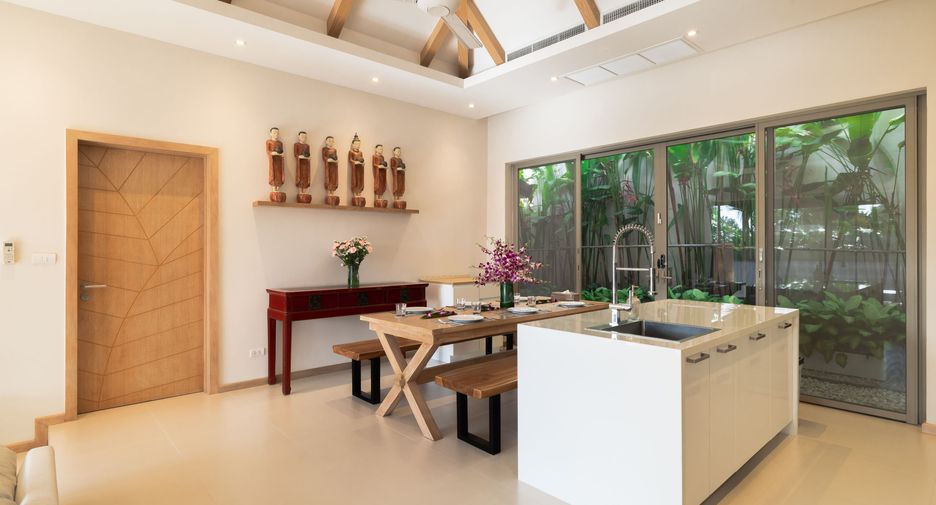 For rent 3 bedrooms villa in Thalang, Phuket