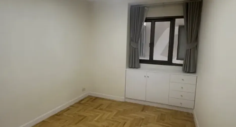 For sale and for rent 2 bedrooms condo in Watthana, Bangkok
