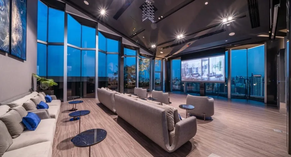 For rent 1 bed condo in Huai Khwang, Bangkok