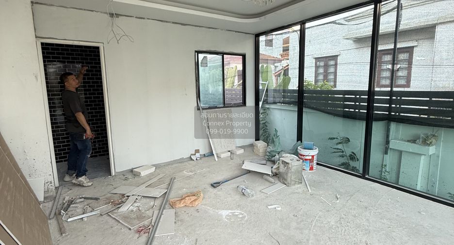 Haus zum Kauf mit 4 Zimmer in Nong Khaem, Bangkok
