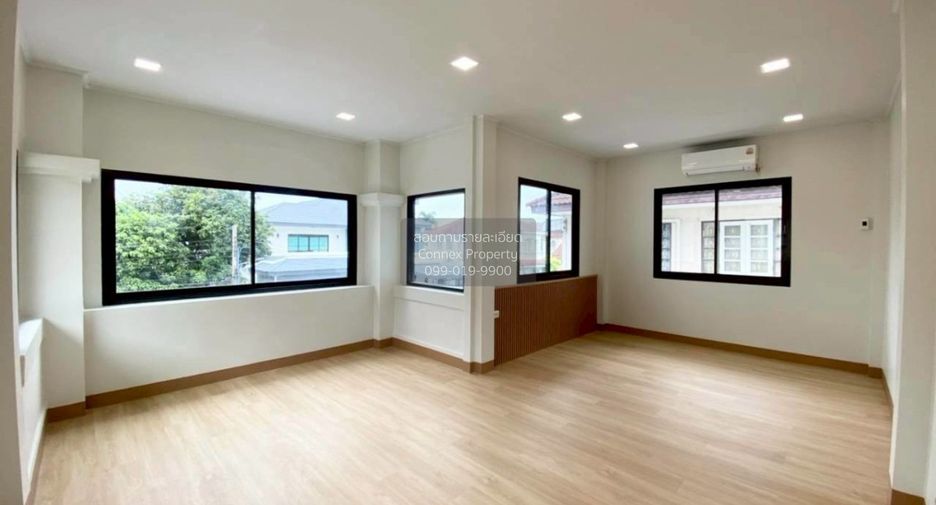 For sale 4 bedrooms house in Nong Khaem, Bangkok