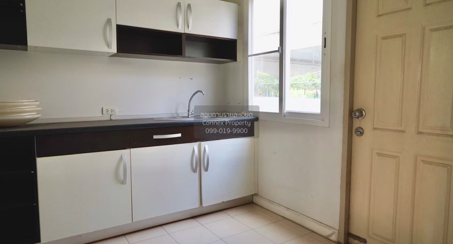 For sale 3 ベッドルーム house in Don Mueang, Bangkok