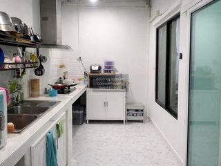 Casa adosada en venta de 3 habitaciones en Khlong Luang, Pathum Thani
