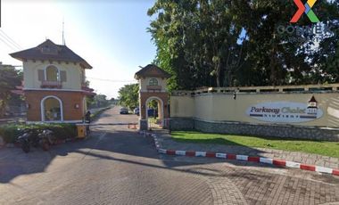 Casa en venta de 4 habitaciones en Min Buri, Bangkok