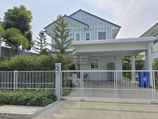 For sale 3 bedrooms house in Lat Krabang, Bangkok