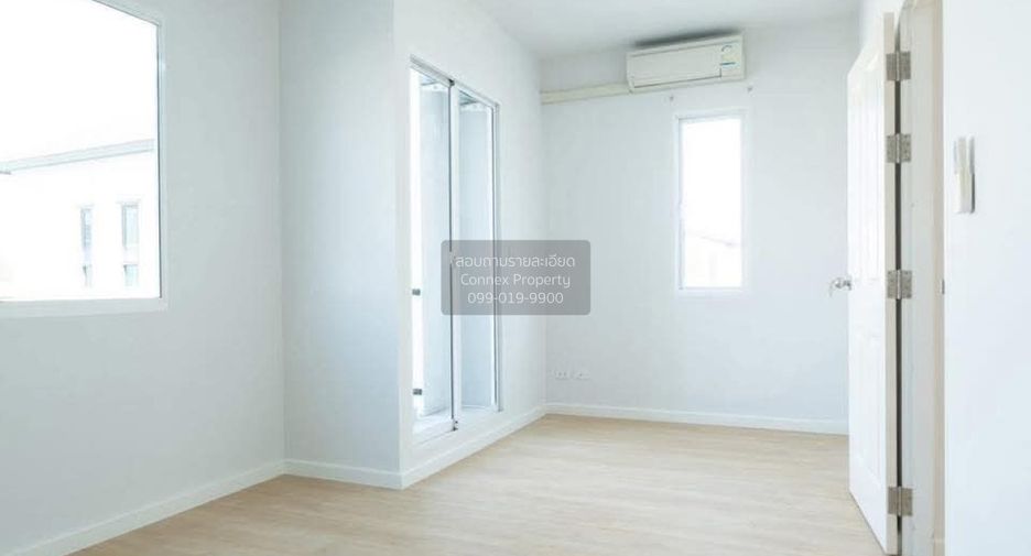 For sale 3 bedrooms townhouse in Bang Phli, Samut Prakan