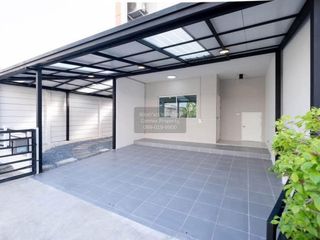 For sale 3 bedrooms townhouse in Bang Phli, Samut Prakan