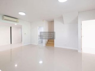 For sale 3 bedrooms townhouse in Bang Phli, Samut Prakan