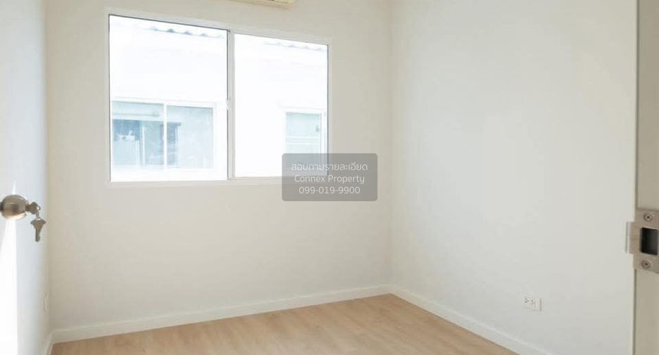 For sale 3 bedrooms townhouse in Bang Phli, Samut Prakan