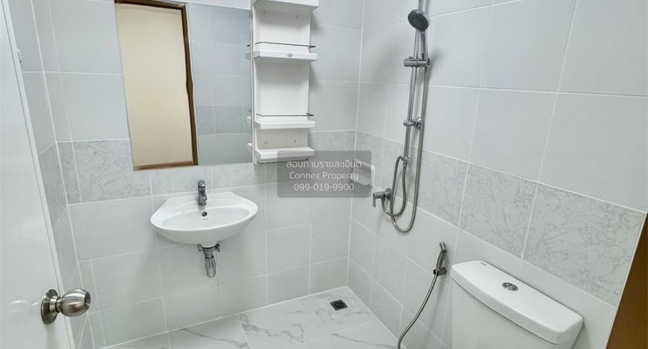 For sale 3 bedrooms townhouse in Bang Phli, Samut Prakan