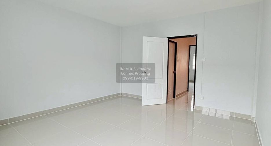 Casa adosada en venta de 3 habitaciones en Mueang Nonthaburi, Nonthaburi
