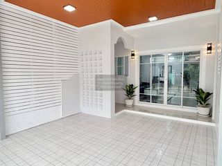 出售 3 卧室 联排别墅 在 Mueang Nonthaburi, Nonthaburi