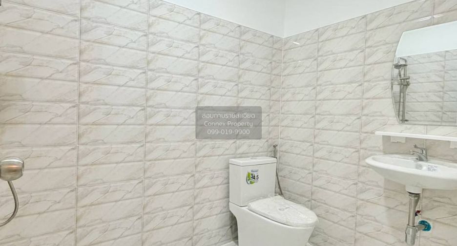 Casa adosada en venta de 3 habitaciones en Mueang Nonthaburi, Nonthaburi