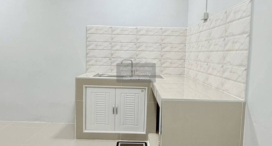 Casa adosada en venta de 3 habitaciones en Mueang Nonthaburi, Nonthaburi