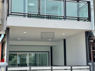 出售 2 卧室 联排别墅 在 Mueang Nonthaburi, Nonthaburi