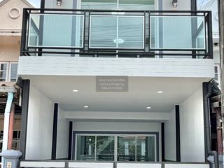 出售 2 卧室 联排别墅 在 Mueang Nonthaburi, Nonthaburi