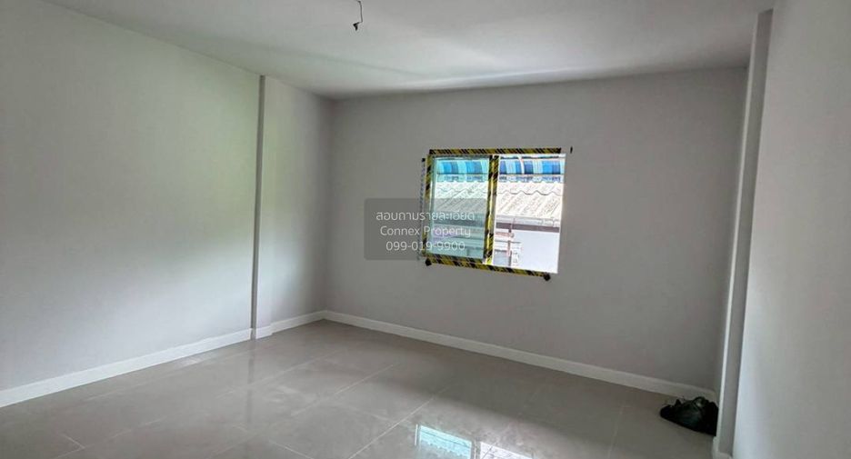 Reihenhaus zum Kauf mit 2 Zimmer in Mueang Nonthaburi, Nonthaburi