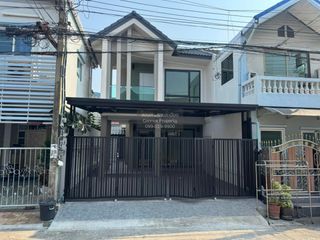 For sale 2 bedrooms townhouse in Bueng Kum, Bangkok