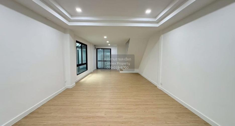 For sale 2 bedrooms townhouse in Bueng Kum, Bangkok
