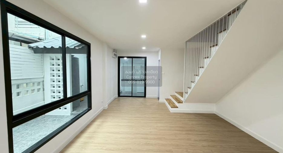 For sale 2 bedrooms townhouse in Bueng Kum, Bangkok