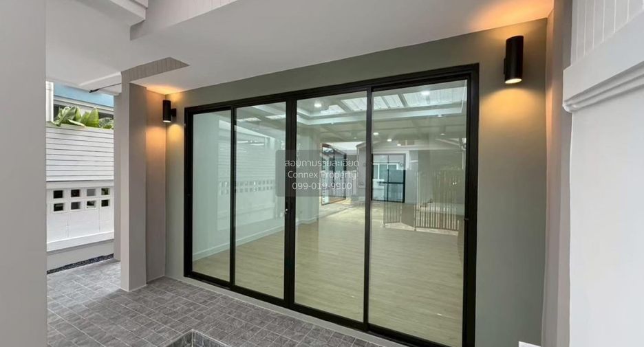 For sale 2 bedrooms townhouse in Bueng Kum, Bangkok