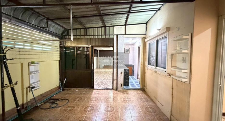 For sale 5 bedrooms house in Bang Bua Thong, Nonthaburi