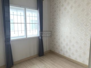 For sale 3 bedrooms townhouse in Mueang Samut Prakan, Samut Prakan