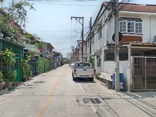 出售 2 卧室 联排别墅 在 Mueang Nonthaburi, Nonthaburi