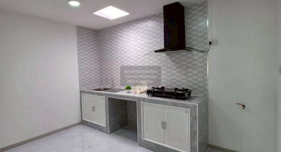 For sale 3 bedrooms townhouse in Bang Bua Thong, Nonthaburi