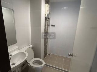 À vendre 1 chambre condo à Khlong Luang, Pathum Thani