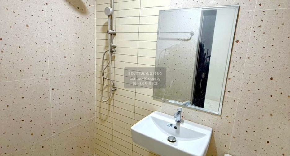For sale 3 bedrooms house in Lat Krabang, Bangkok