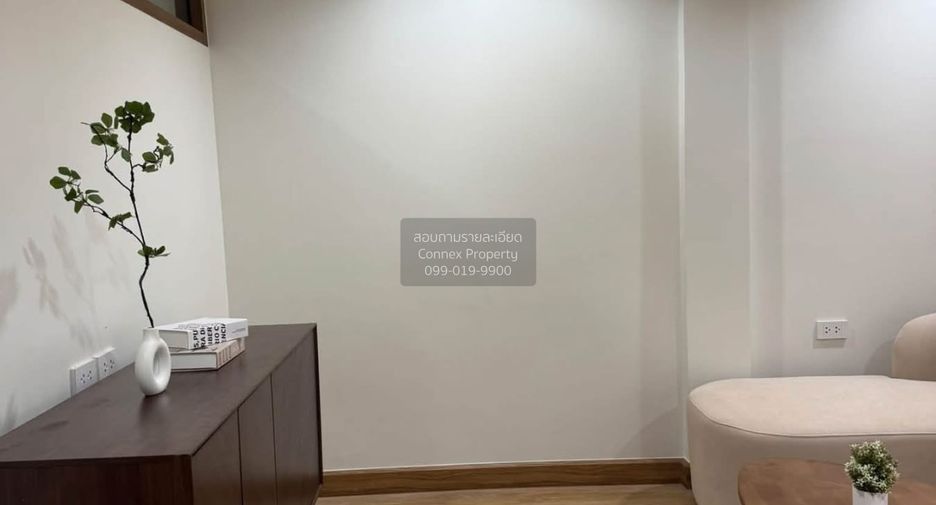 Продажа 2 спальни таунхаус в Щанг Тхонгланг, Бангкок