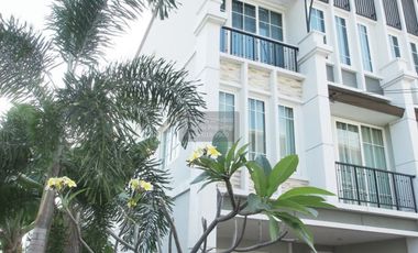For sale 5 bedrooms townhouse in Bueng Kum, Bangkok