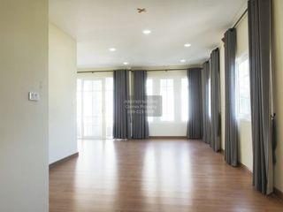 For sale 5 bedrooms townhouse in Bueng Kum, Bangkok