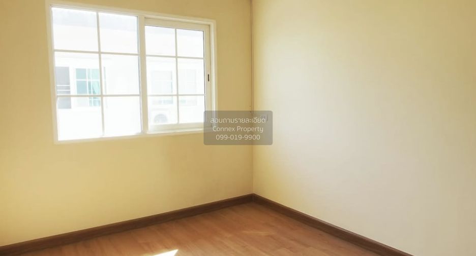 For sale 5 bedrooms townhouse in Bueng Kum, Bangkok
