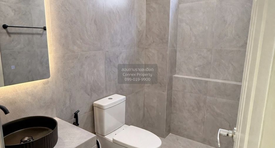 For sale 4 bedrooms townhouse in Bueng Kum, Bangkok