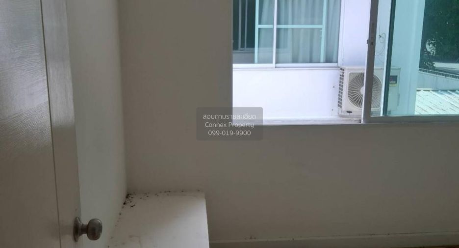 À vendre 3 chambres maison de ville à Bang Phli, Samut Prakan