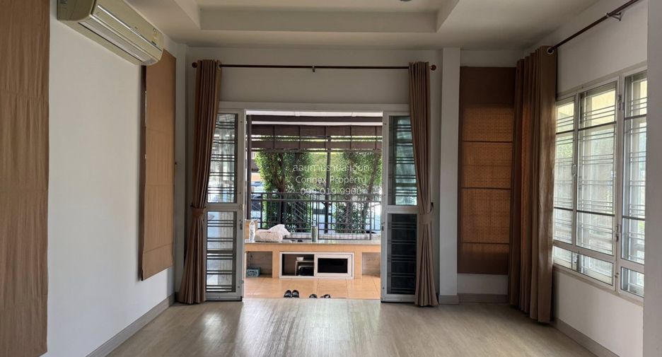 For sale 3 bedrooms townhouse in Bang Kruai, Nonthaburi