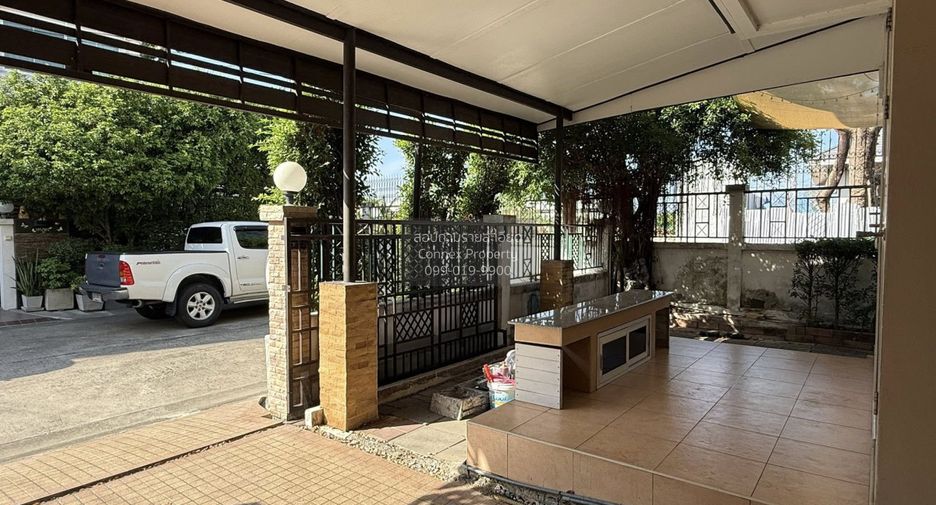 For sale 3 bedrooms townhouse in Bang Kruai, Nonthaburi