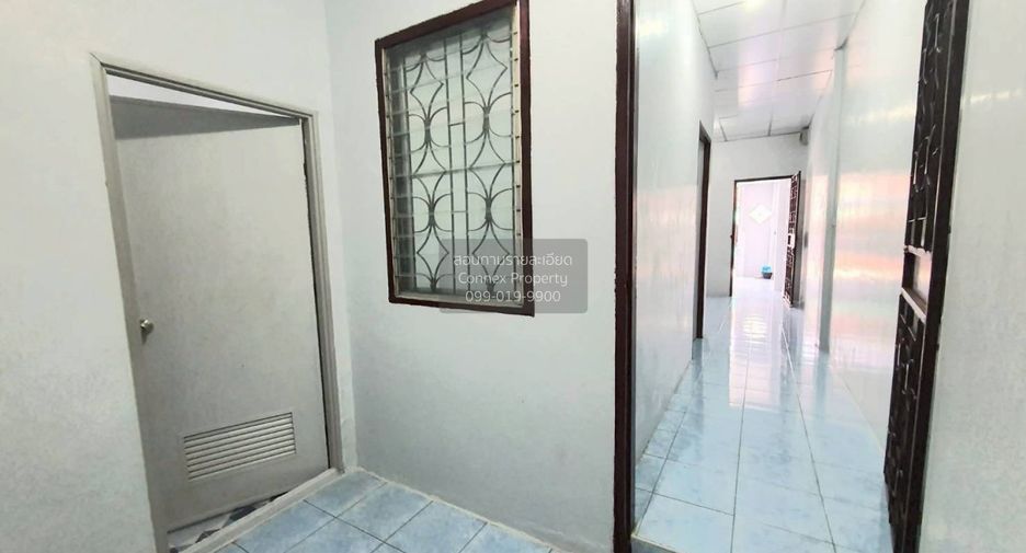 À vendre 1 chambre maison de ville à Bang Phli, Samut Prakan