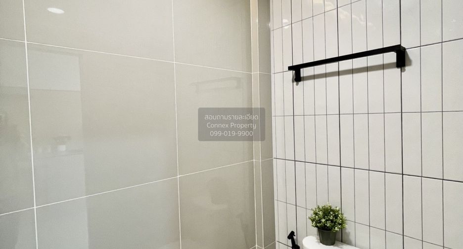 For sale 2 bedrooms townhouse in Wang Thonglang, Bangkok