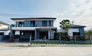 Casa en venta de 5 habitaciones en Nong Khaem, Bangkok