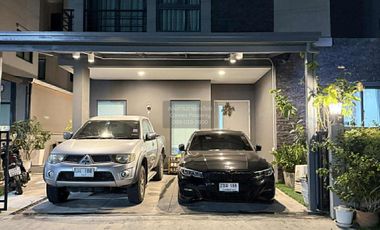 For sale 4 ベッドルーム house in Saphan Sung, Bangkok