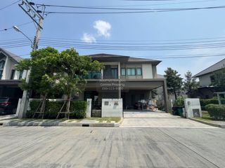 Casa en venta de 4 habitaciones en Khan Na Yao, Bangkok