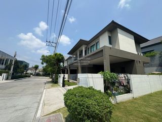Casa en venta de 4 habitaciones en Khan Na Yao, Bangkok