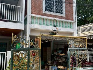 出售 2 卧室 联排别墅 在 Mueang Nonthaburi, Nonthaburi